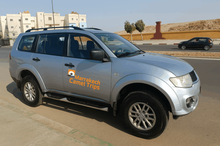 Alquiler de coche con conductor en Marruecos